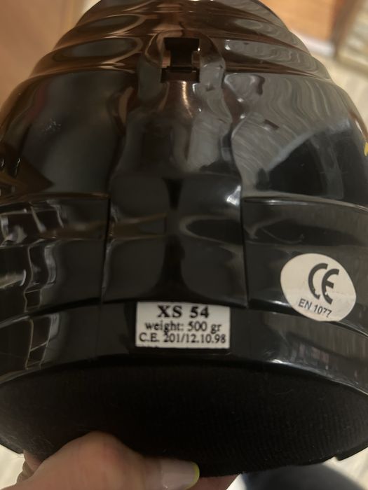 Детска каска размер 54