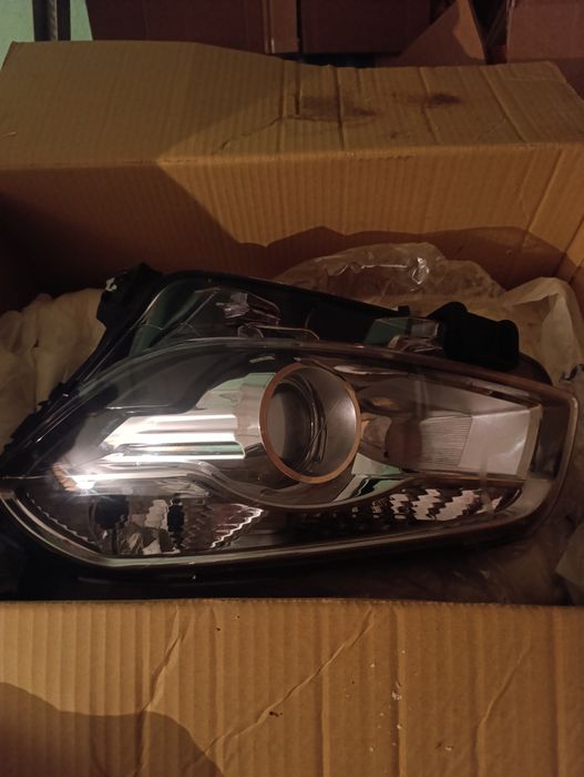 Кашкай 2010 передняя левая фара