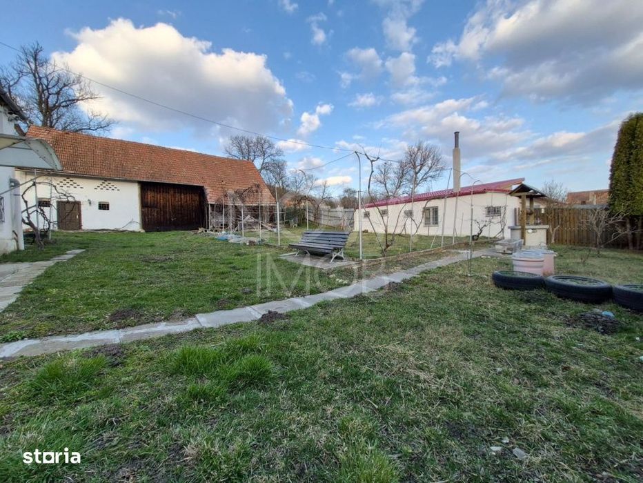 Casa individuala cu teren generos – 8.356 mp – Tichindeal, jud. Sibiu