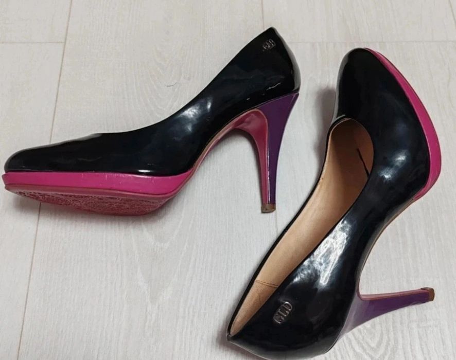 Pantofi eleganți lăcuiți Graceland cu toc comod