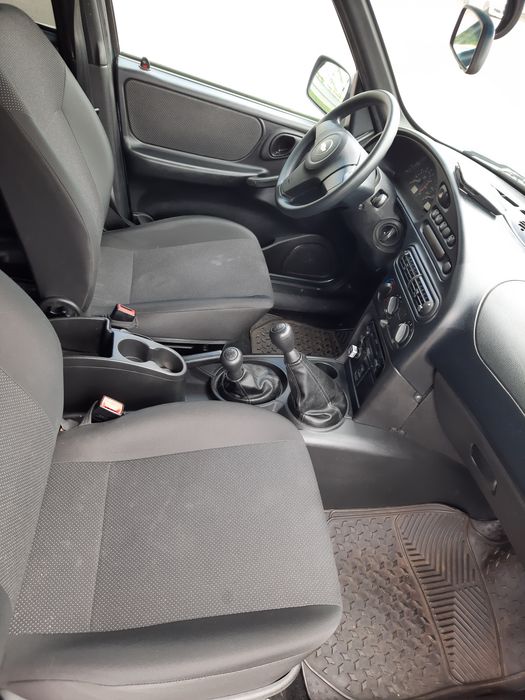 Lada Niva  1.7 4x4 37 mii km clasa Duster, Vitara