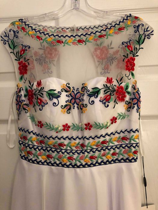 VAND rochie de mireasa/cununie