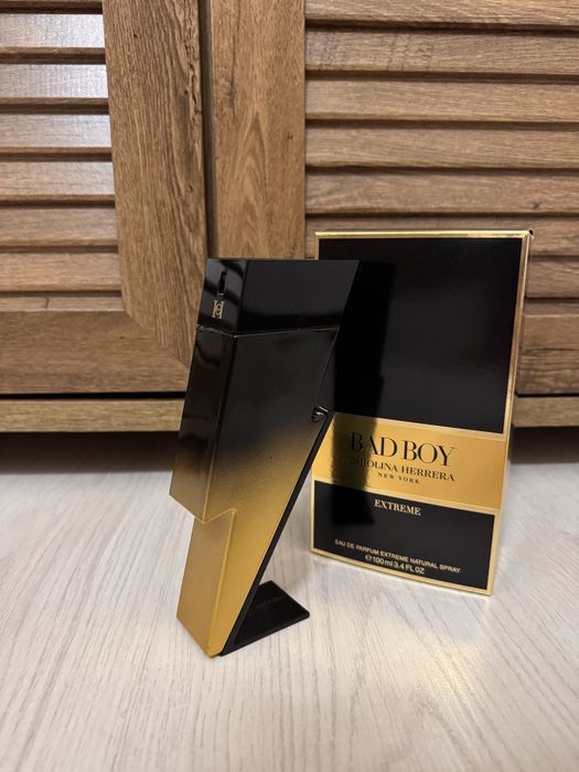Мъжки парфюм Carolina Herrera bad boy extreme
