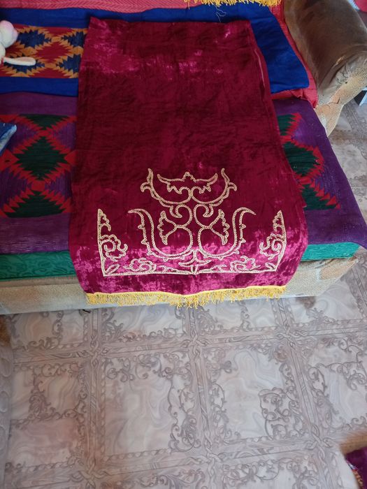 Продам велюровый штор