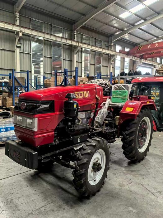 Tractoare  Agricole 4x4 - ideale pentru gospodărie si ferme private