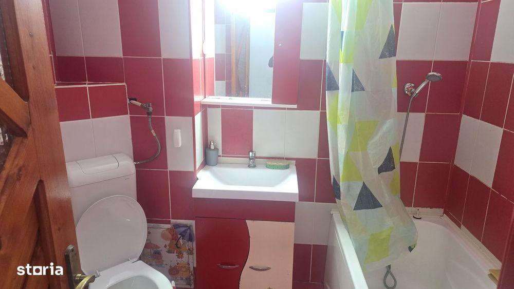 Vand apartament 2 camere in Deva, Kogalniceanu, decomandat, mobilat