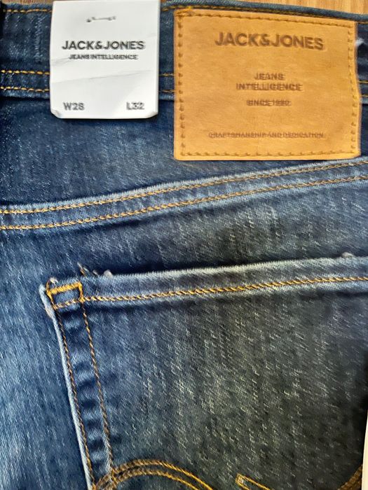 Нови дамски дънки- М размер- Jack&Jones