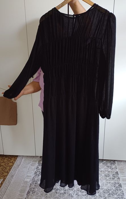 Черное вечернее платье