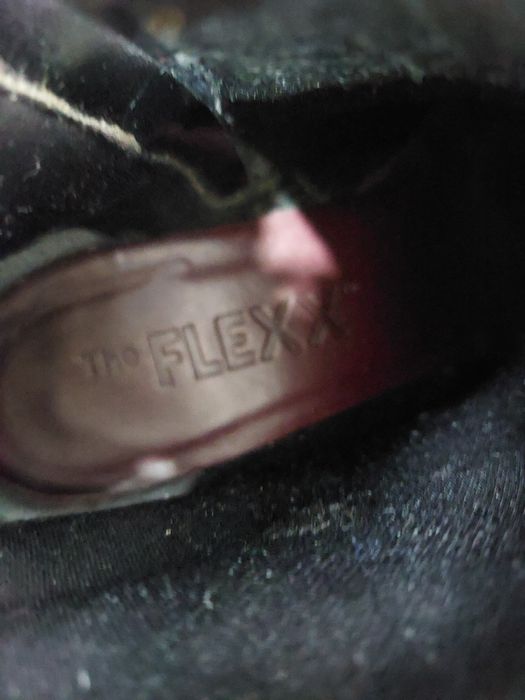 Ghete de damă din piele