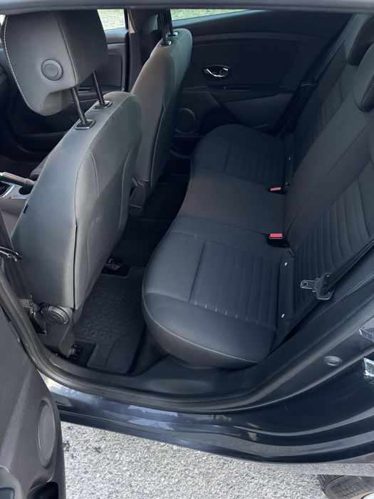 Renault megane 2015 E6 TCE uber bolt 3850€ neg