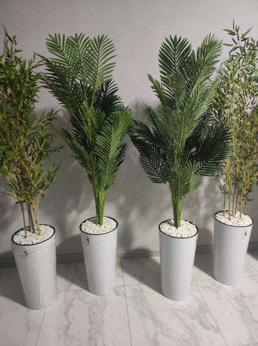 Искусственные цветы и деревья