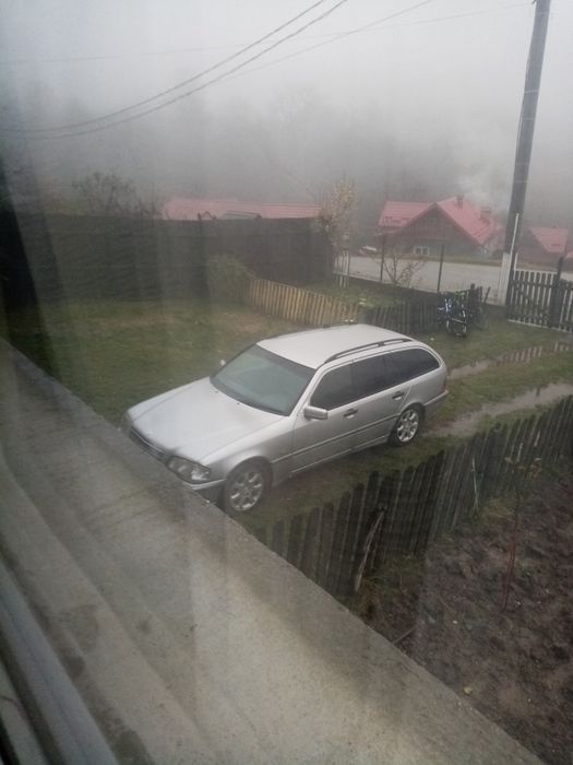 De vânzare  Mercedes