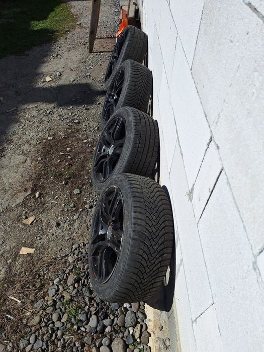Vand  jante 17 inch 215/ 45 r17 cu all season (schimb cu 16 inch)