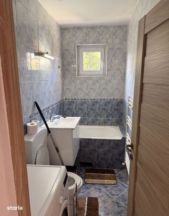 Apartament 3 camere renovat Petru Dobra balcon etaj 3 - de inchiriat