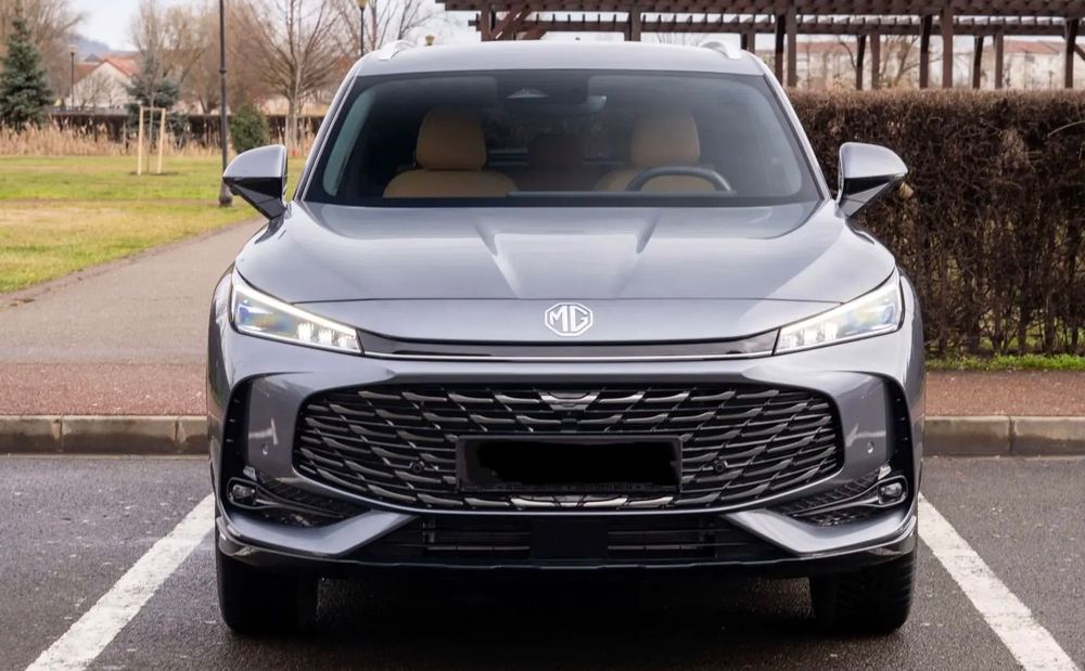 MG EHS MG EHS PHEV Plug-in Hybrid, varianta full, ca nou