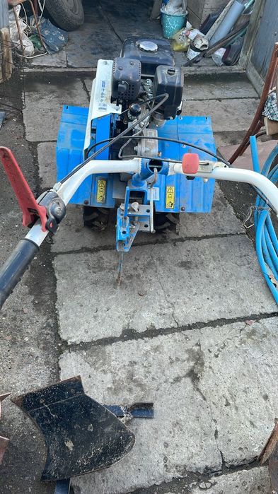 Продаю мотоблок Нева МБ2