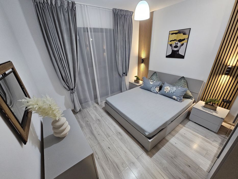 Inchiriez apartament cu 3 camere Uta Afi