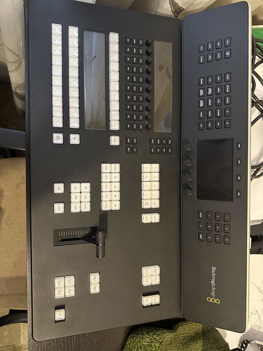 пульт Atem television studio pro hd 8.