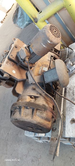 Vand electropalan are aprox 500kg