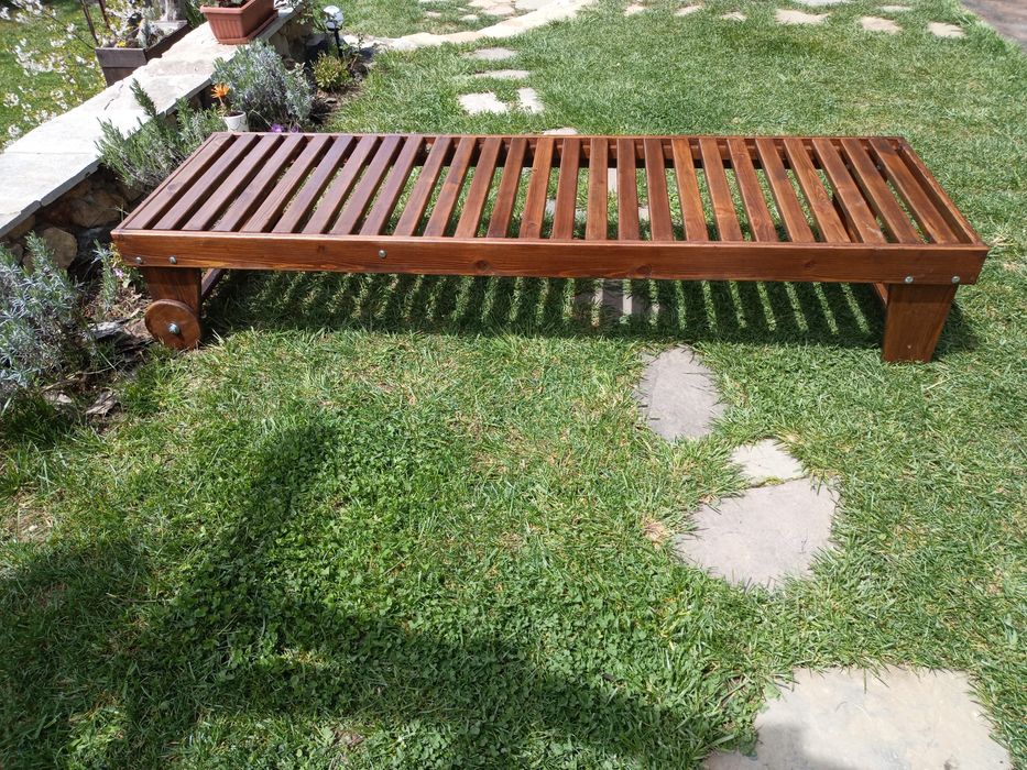 Шезлонг дърво градински или плажен с колела