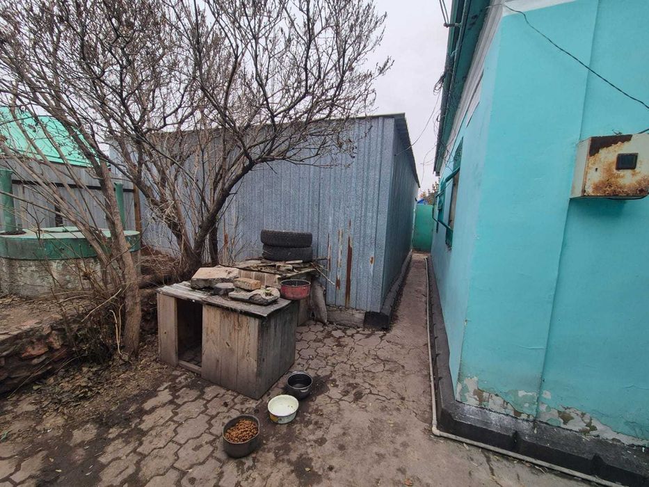 Продам 4 комн дом в соцгороде