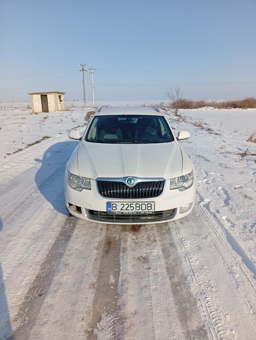 Vînd Skoda Superb