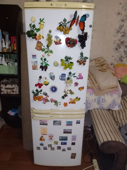 Продам холодильник на запчасти