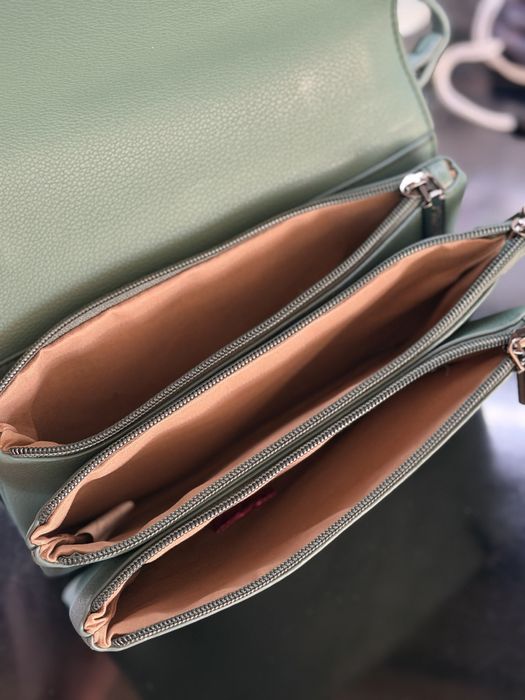 Разпродажба на чанти