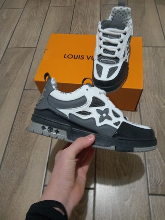 LV skates mărimea 41