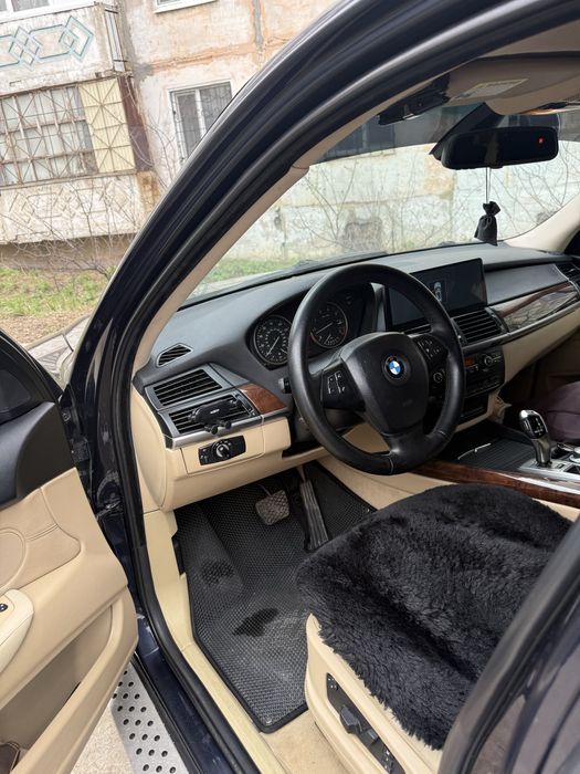Продам BMW Х5 E70
