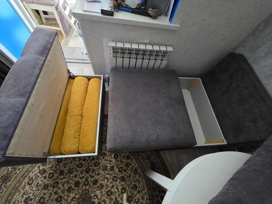 Продам диван типа модерн