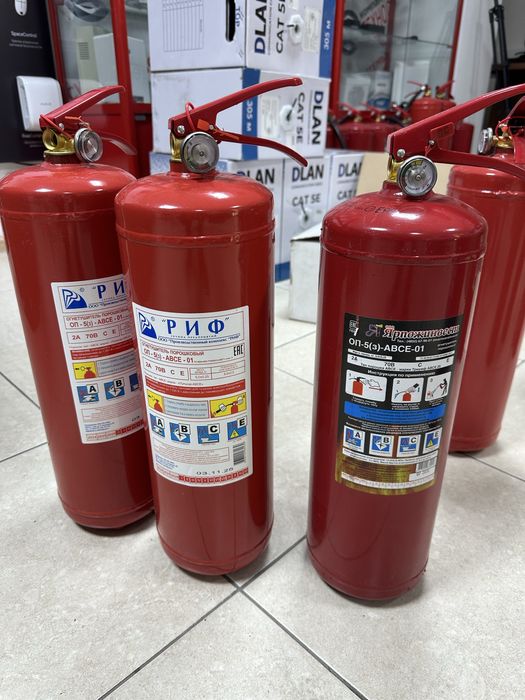 Набор огнетушитель оптечка знак