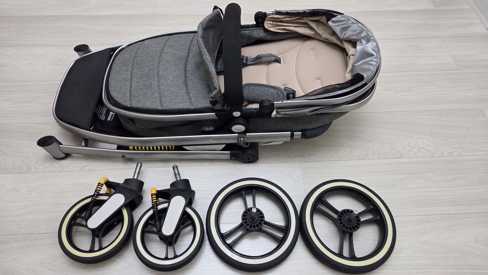 Коляска Una-Baby