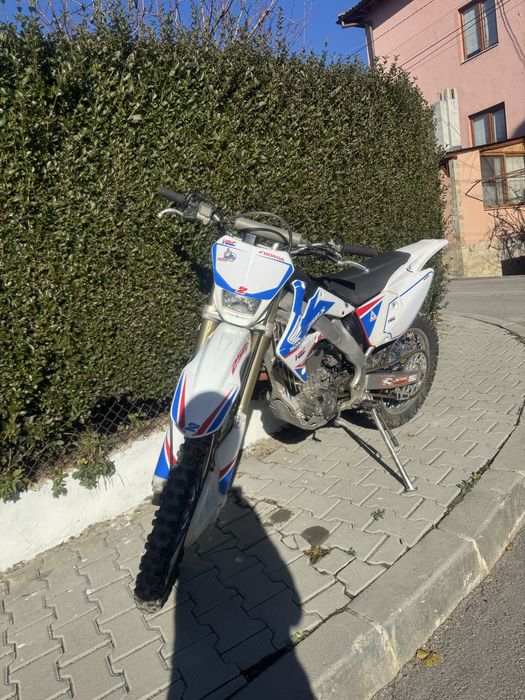 Honda crf 250x 2016година