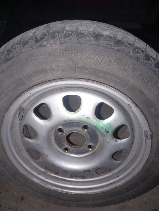 Продам резину со штампами