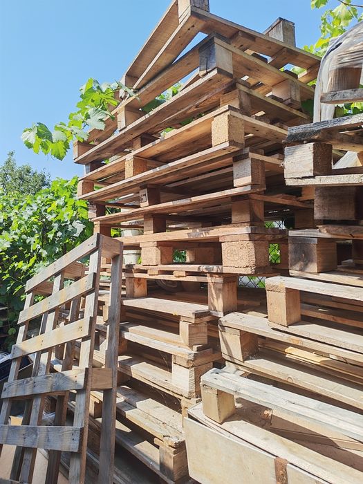 Палетни скари за ползване и горене