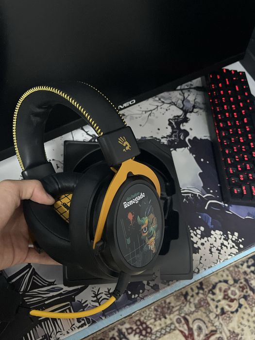 Наушники Renegace MR595