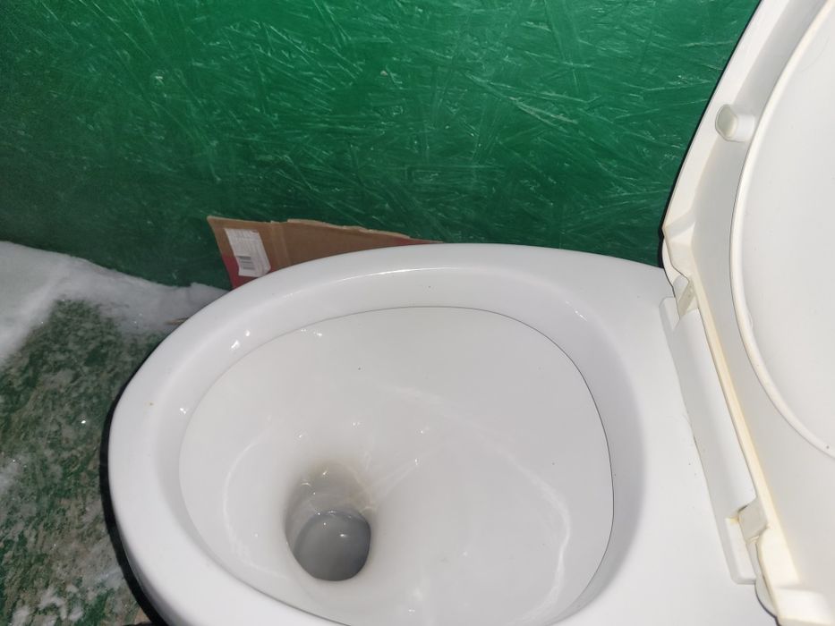 Унитаз сатылады жаксы жагдайда