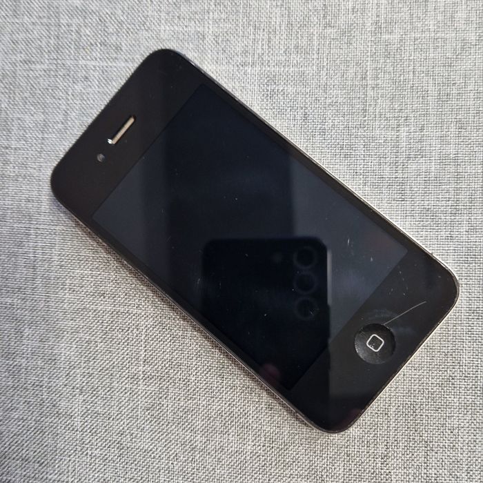 IPhone 4 / 4S за части