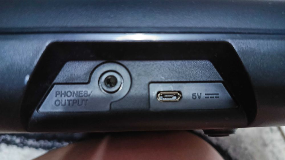 Продается синтезатор