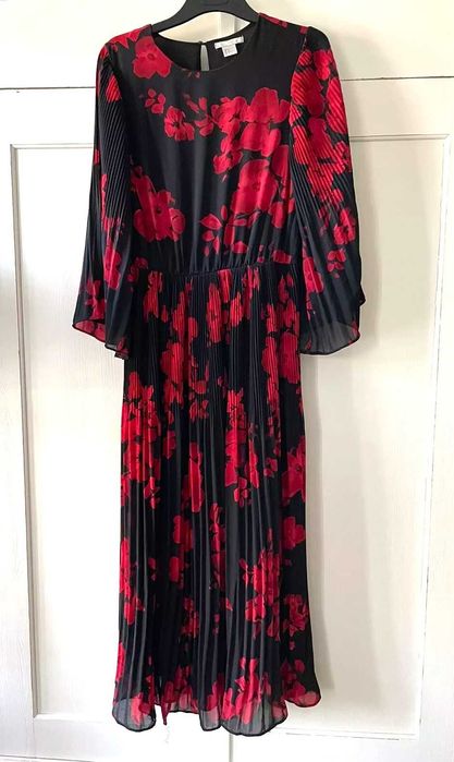 Плисирана дамска рокля Н&М