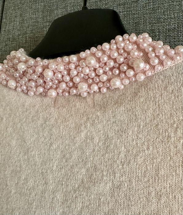 Бебешко розова жилетка с перли