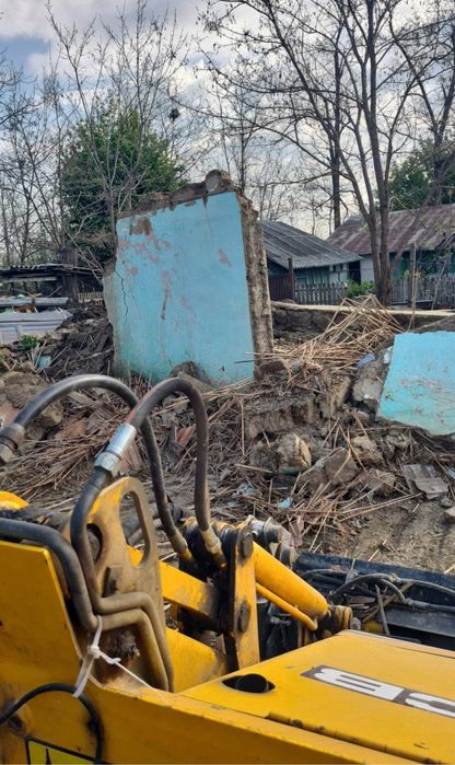 Demolari Sapaturi Debarasare Moloz TULCEA