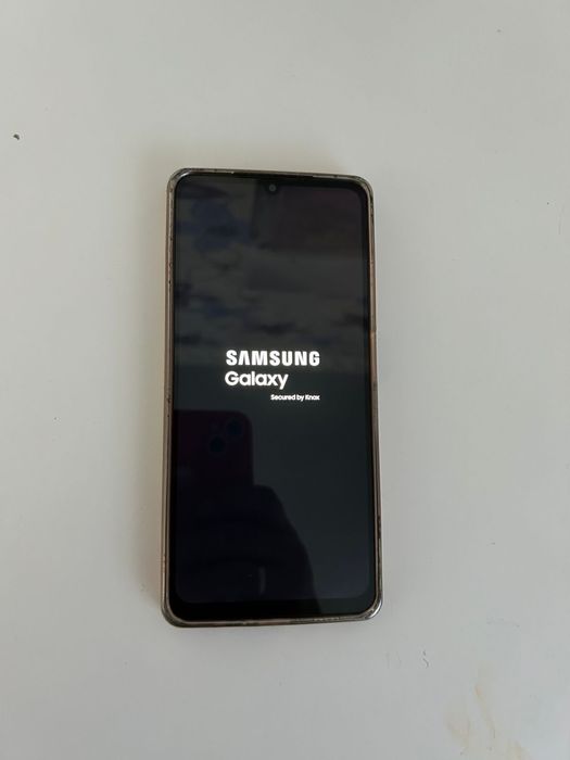 Продам телефон Samsung A06