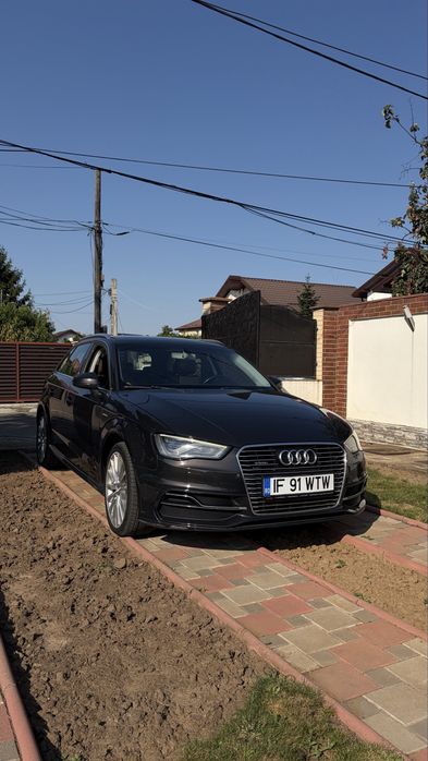 Audi e-tron plug in hybrid S line