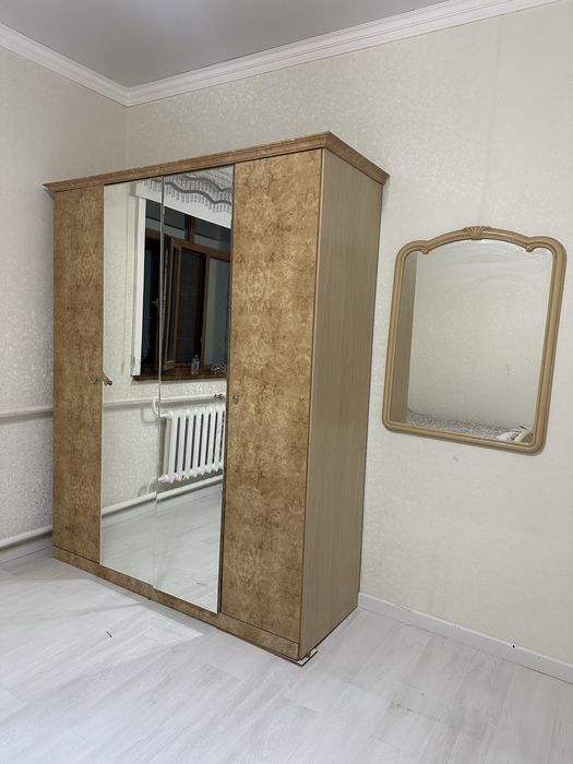 Спальный гарнитур сатылады.