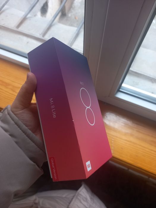 Mi 8 lite sotiladi