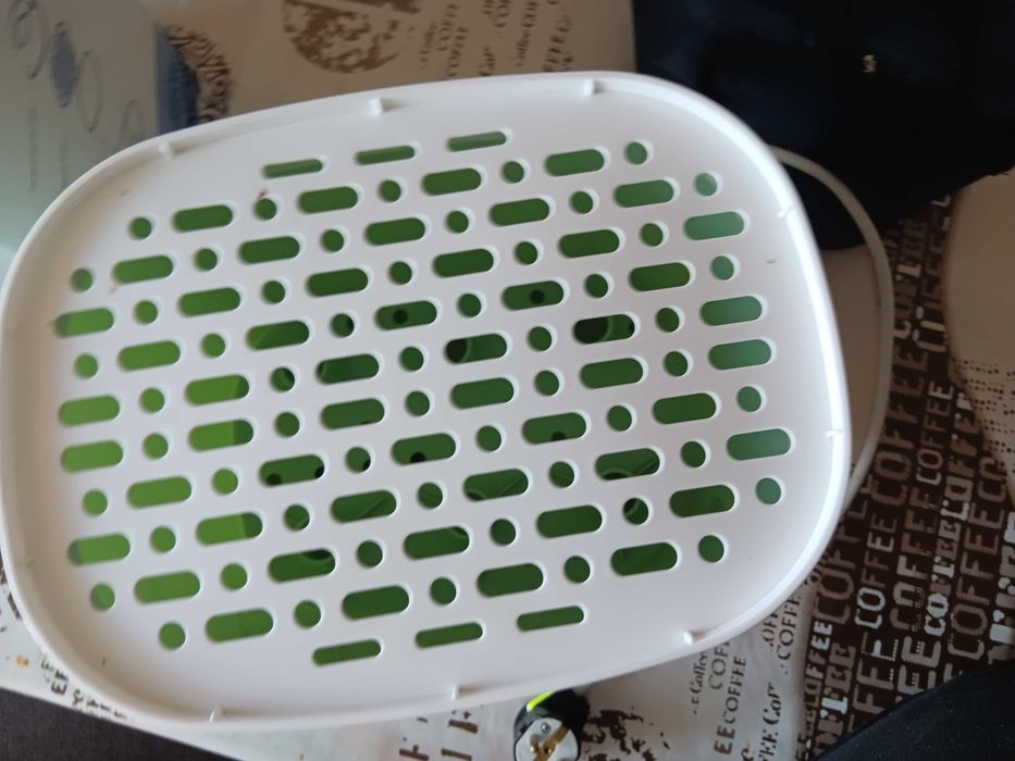 Продавам Стерелизатор за бебешки принадлежности в много добро съ