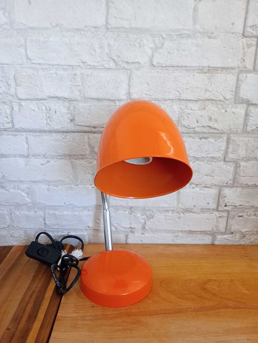 Стари лампи настолни