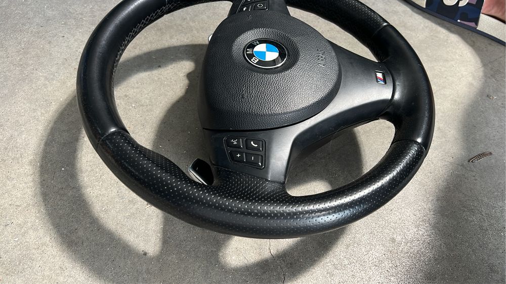 Volan bmw mp m cu padele e90 e91 e92 e93 x1 e84 e82